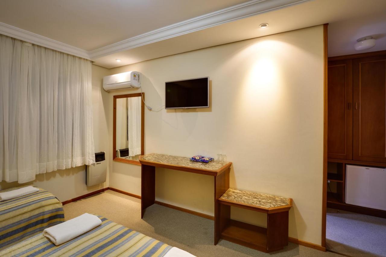 Hotel San Isidro São Gabriel エクステリア 写真